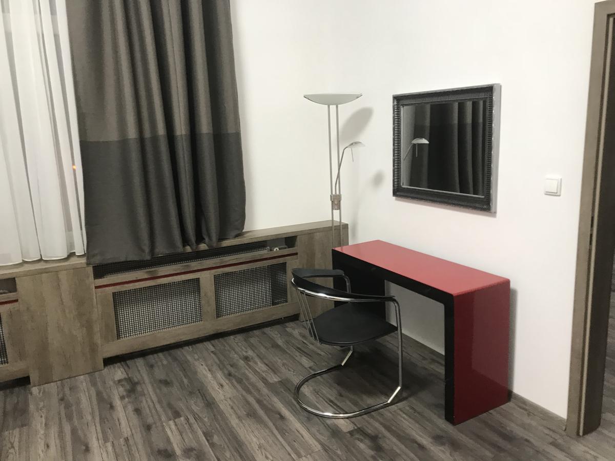 Old Town Boutique Apartments Liberec Bagian luar foto